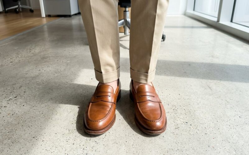 Buty typu loafers – dlaczego to absolutny must-have w każdej szafie