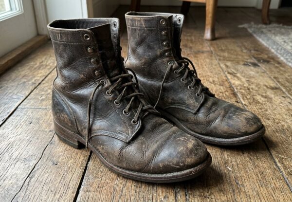 Historia obuwia – jak zmieniała się moda na buty na przestrzeni dekad