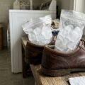 Jak rozbić za ciasne buty w domu – sprawdzone domowe sposoby